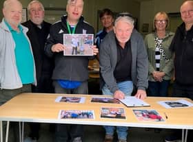 More than 300 people signed a petition backing Feilding Palmer Hospital in Lutterworth in just hours after an action day was launched by Cllr Martin Sarfas.