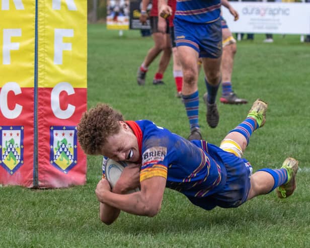 Kofi Miller scores his side’s 10th try of the game as Leamington secured a crushing 56-5 win over Coventry Welsh. Pic by Ken Pinfold.