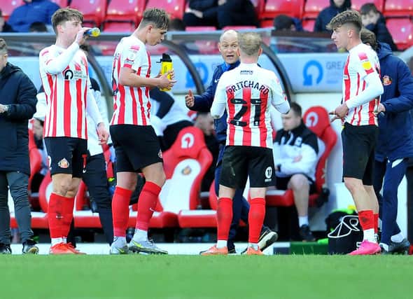 Sunderland players against MK Dons. Picture by FRANK REID