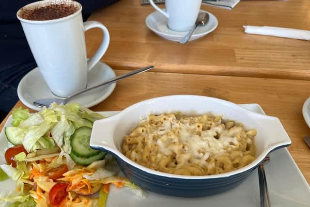 The macaroni cheese... an excellent and tasty lunch.