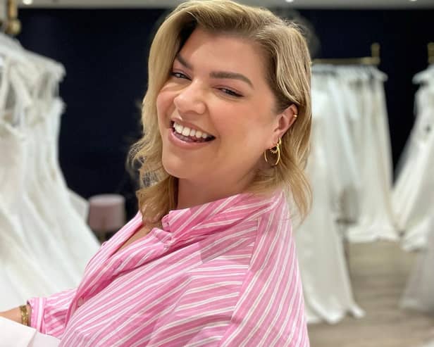 Sian explained that she’s seen thousands of excited newly engaged women make the same mistakes and have the same worries