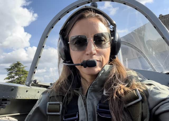 Pilot Amal Larhlid has drawn her own tribute to the Queen with 250-mile tribute flight - part of which was close to Leamington.