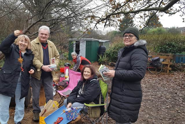 The Warwick Wellbeing in Nature group which meets every Thursday at the Packmores Community Garden.