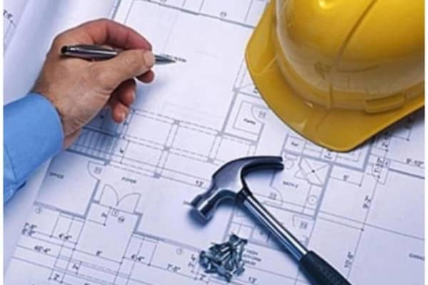 A district councillor has questioned whether Warwickshire County Council is adequately assessing the traffic impacts of the region's growing volume of homes.