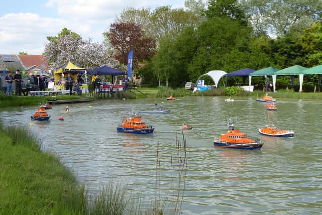Image supplied by Knightcote Model Boat Club.