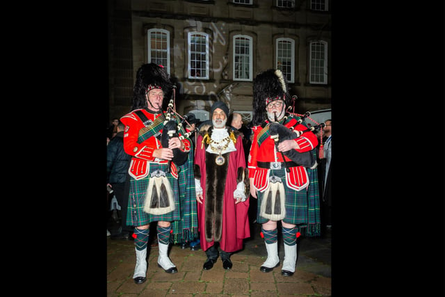 The Mayor of Warwick, Cllr Parminder Singh Birdi at Victorian Evening. Photo by Mike Baker