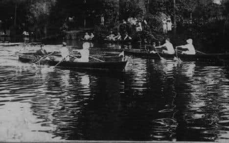 A photo from the regatta in 1905