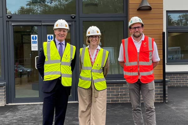 Rugby’s MP Mark Pawsey was given an early look at the Griffin Primary School by headteacher Alison Hine and Wilmott Dixon’s site manager Allun O’Brien.