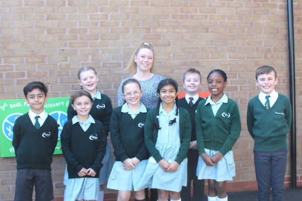 Pictured are some of the highest scoring pupils with Miss Bowdige.
Kian Kennedy Gill, Evelyn Hosegood, Alice Diamond, Sophie Gower, Drama Teacher, Lizzie Bowdige, Sophia Khan, Harry Slaytor, Toni Oshungbohun and Samuel Yates