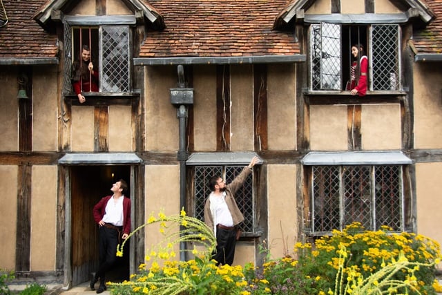 Enjoy live theatrical performances in the garden of Shakespeare’s Birthplace

In celebration of Shakespeare Birthplace Trust’s multi-year theme, The Women Who Made Shakespeare, actors will be performing a range of duologues from some of Shakespeare’s most famous female characters.

From Lady MacBeth and Cleopatra to Juliet and Rosalind, watch scenes from some of these much-loved characters in the place where Shakespeare was born. Runs between Saturday, February 10th and Sunday, February 18th between 10am and 4pm.
Visitors will also have the opportunity to see the Falcon Inn Chair for the first time at Shakespeare’s Birthplace – which is an oak panel-back armchair once believed to have been used by William Shakespeare, who allegedly drank at the Falcon Inn in Bidford where he held his club meetings. A Shakespeare’s Story ticket for 2 adults and 3 children costs £65 – which provides entry to all three of Shakespeare’s family homes, and is valid for 12 months with repeat entry. For more details visit www.shakespeare.org.uk