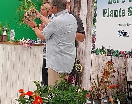 Alan Titchmarsh.