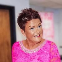 Eyes down for an extra special bingo night held in memory of Rugby charity champion Tracie