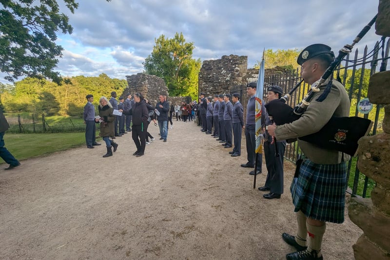 Hundreds of people sang along as the town marked the 80th anniversary with a fantastic event at Kenilworth Castle on Thursday night (May 8).