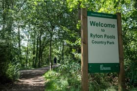 Ryton Pools Country Park. Photo by WCC