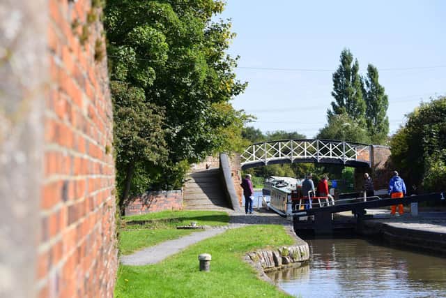 Hawkesbury Junction. Canal & River Trust.
