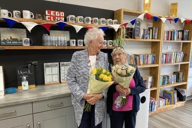 A small afternoon tea was recently held at The Open Door Cafe in Slade Hill in Hampton Magna to say thank you to Penny Bedford and Denny Hayman, known to all as ‘Pen and Den’ for their efforts in the community