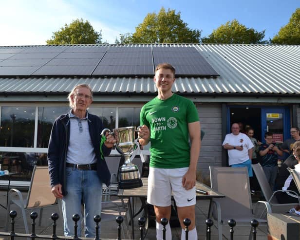 Dennis Taylor presents the Sean Horgan Cup to Robert Ormston, captain of Kenilworth Royal Oak