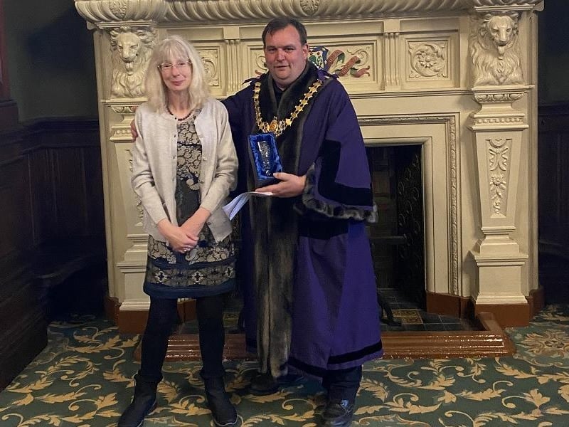 Kath Bannister in recognition of the valuable work she does as a community Leader.
The Mayor wanted to pay tribute to her volunteering for years working in the community in Leamington for example helping to set up the Bounce Back breast cancer support group for breast cancer patients across south Warwickshire. The group meets every month at the Brunswick Healthy Living Centre in Leamington for discussions, talks, social outings and pamper treatments.