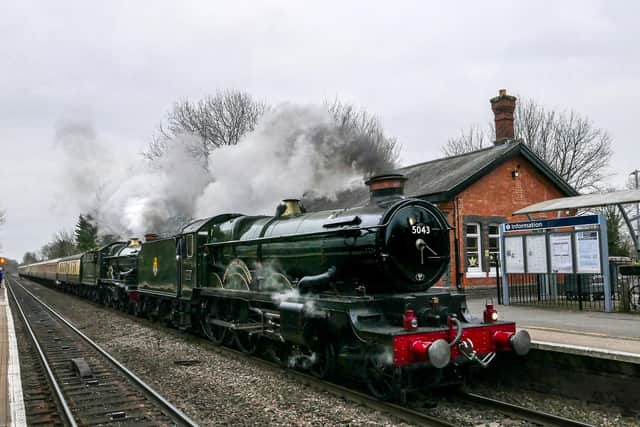 The Ex-GWR. BR 4-6-0 "Castle" 4073 Class No. 5043 Earl of Mount Edgcumbe and, BR 4-6-0 "Castle" 4073 Class No. 7029 Clun Castle were combined together for the journey, which came through Warwick railway station last Saturday (March 4). Photo by Peter Sumner