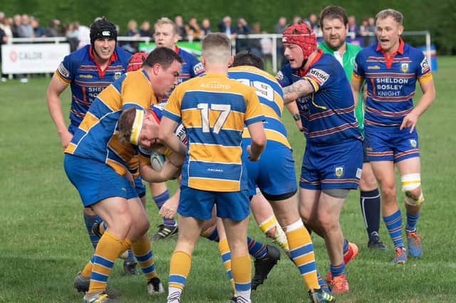 Leamington forward John Brear taking on the opposition pack. Pic by Ken Pinfold.