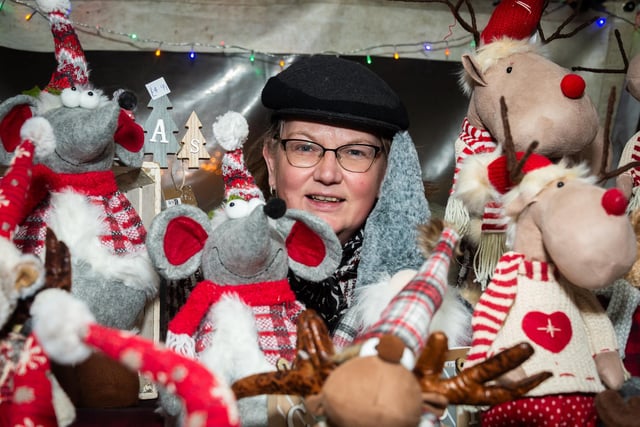 The annual Warwick Victorian Evening and Christmas Light Switch On took place recently, with numerous stalls and attractions for visitors to the town centre celebrations.
Pictured: Kay Barlow
Photo by Mike Baker