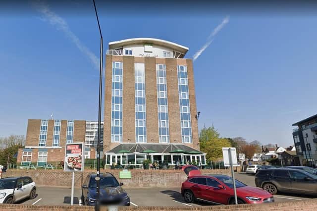 An art exhibition is being held at the Holiday Inn in Kenilworth over Jubilee weekend. Photo by Google Streetview