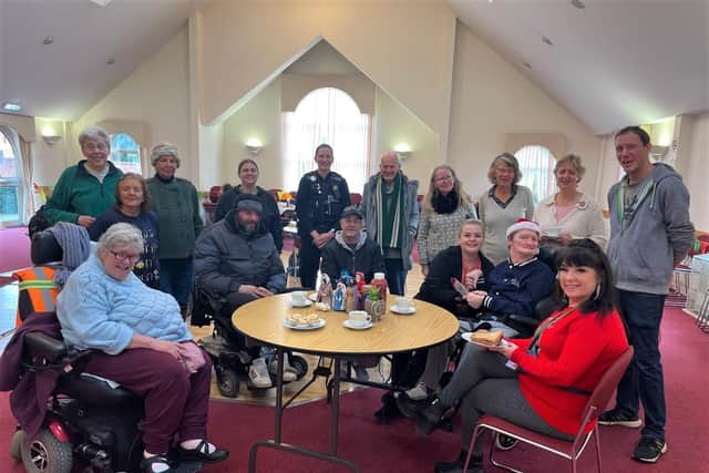 Kenilworth residents with WRCC, Compassionate Kenilworth, SVP Kenilworth and local police enjoying mince pies and bacon sandwiches at the Winter Warm Hub. Picture supplied.
