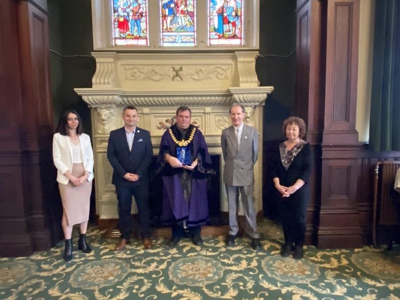The Polish Centre was given an award for its vital work in supporting the victims of the war in Ukraine. The centre's campaign has raised £120,000 in donations to buy fully equipped ambulances and delivered 190 tonnes goods.