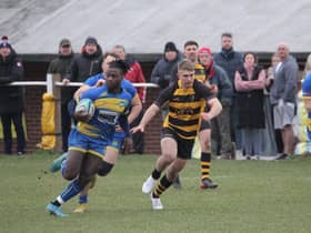 Kenilworth go on the attack. Pic by Willie Whitesmith.