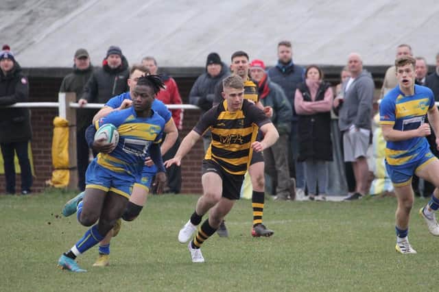 Kenilworth go on the attack. Pic by Willie Whitesmith.