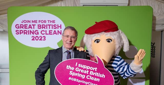 Rugby MP Mark Pawsey is encouraging people to clean up the community.
