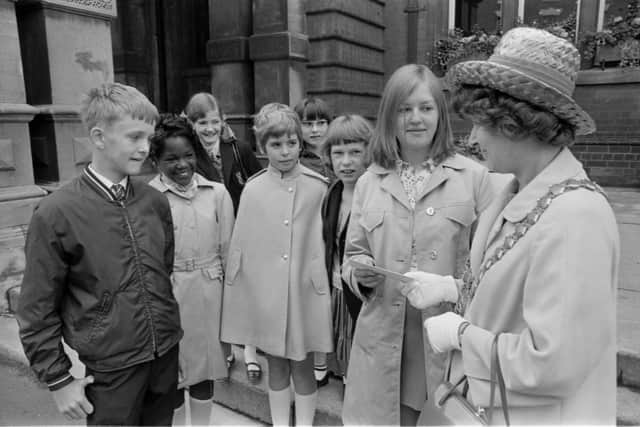 Leamington Courier negatives, July 1970. School children preparing to visit Sceaux, France. Monica Brown is pictured here with her fellow exchange students and former Leamington Mayor Helen Stimpson.
