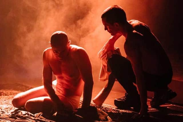 Daniel Evans as Edward II and Jacob James Beswick as Lightborn (photo: Helen Murray)