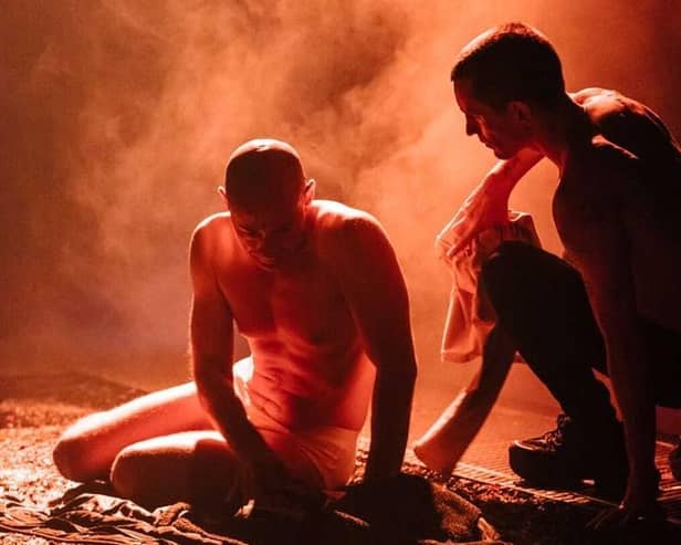 Daniel Evans as Edward II and Jacob James Beswick as Lightborn (photo: Helen Murray)