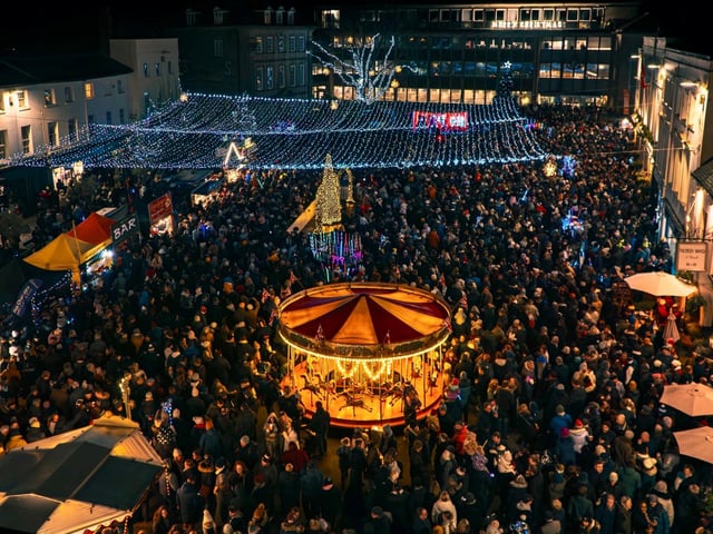 Crowds in Warwick's market place during Victorian Evening.