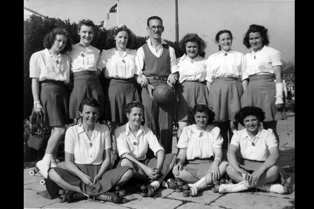 The two teams from the first roller hockey match at Southsea Skating Rink. Back row (l to r): Pat Dawson, Marian Loe, Betty Meech, Wally Mould (referee), Betty Carroll, Deidre Bran, Jean Briar.
Front: Norma Jaram, Madge Neal, Cynthia Evans, Sheila Staley
