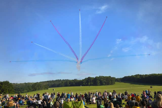 The Red Arrows at the Midlands Air show in 2021. Photo by Paul Box Please credit paulbox©








Please credit paulbox©