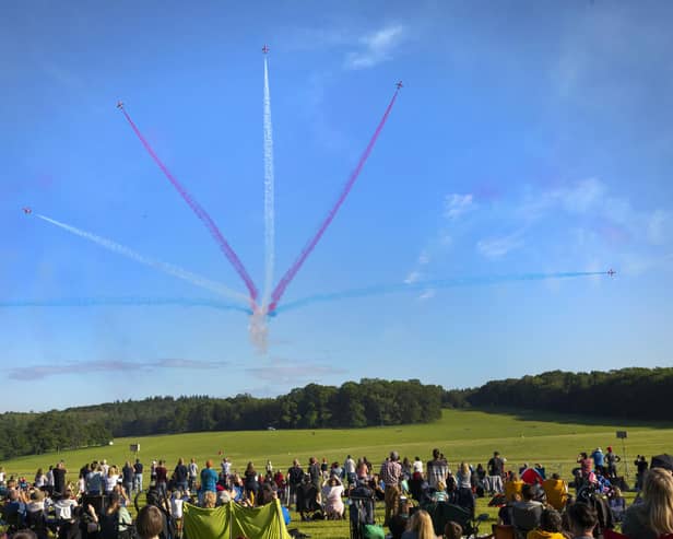 The Red Arrows at the Midlands Air show in 2021. Photo by Paul Box Please credit paulbox©








Please credit paulbox©