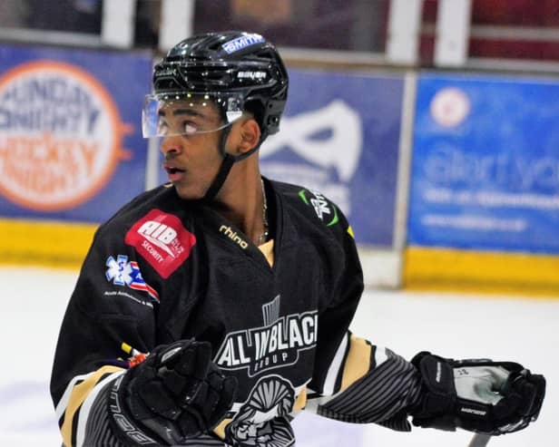 Zaine McKenzie playing for Milton Keynes Lightning. Picture supplied.