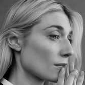 Elizabeth Debicki plays Richard II
