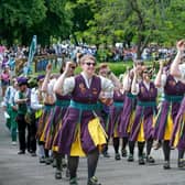 Belle d'Vain Northwest Morris based at the Fleece Inn, Bretforton, Evesham