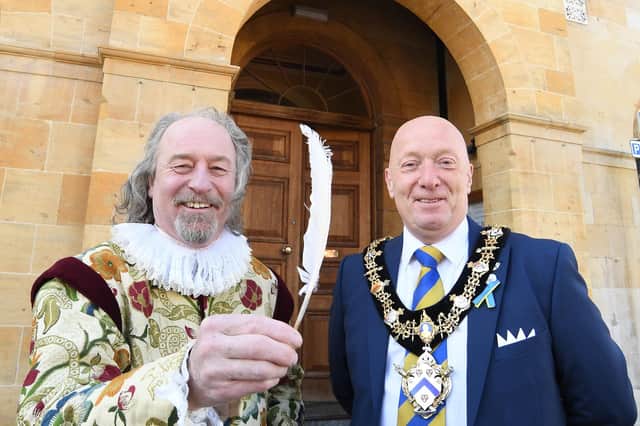 Mr Shakespeare and Stratford Mayor Cllr Kevin Taylor get ready for the return of the Shakespeare's Birthday celebrations
