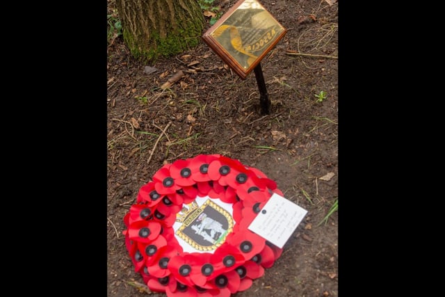 A service to mark the 80th anniversary of the sinking of HMS Warwick was held earlier this week, in the grounds of Warwick Castle.  A wreath was near to the memorial tree