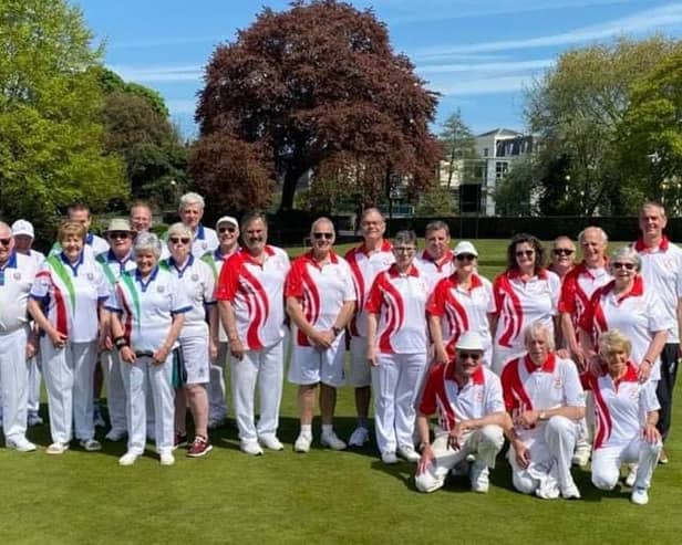 Royal Leamington Spa bowlers and the English Deaf Lawn Bowls Association team