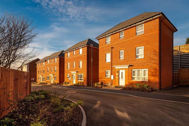 B&amp;DWM - Sights from Barratt Homes developments in Warwickshire