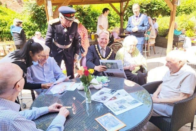 Dani Pathirage (Park View manager), with The Lord Lieutenant of Warwickshire, Chair of Warwickshire County Council,Cllr Chris Kettle and the Mayor of Warwick, Cllr
Oliver Jacques with Park View residents taking part in activities. Photo supplied