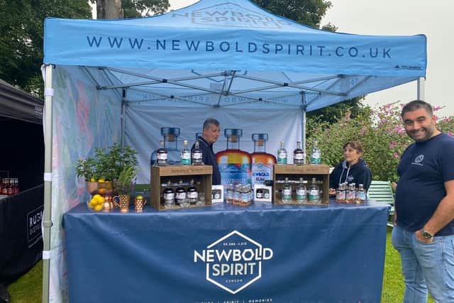 Dan Beckett of Pinnock Distillery with the Newbold Spirit team