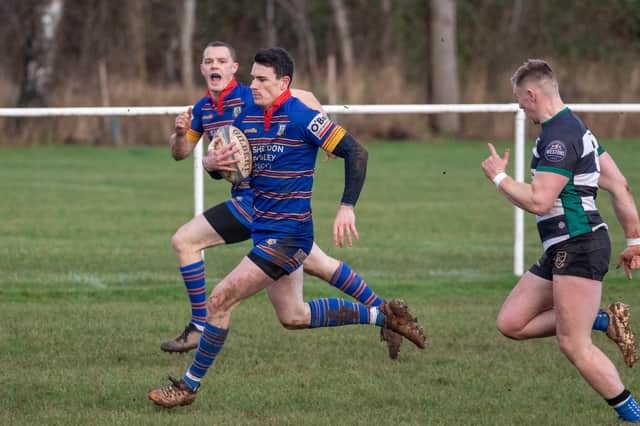 Leamington Centre Rick McKowen, torments the Ledbury defence. Pic by Ken Pinfold.