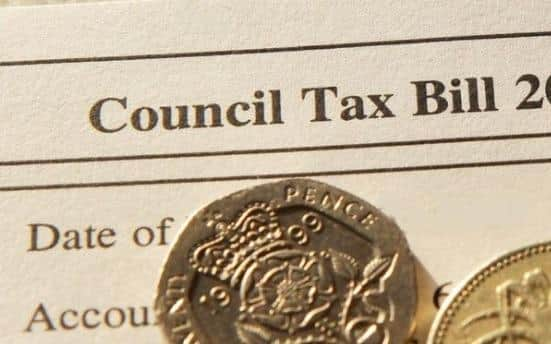 Warwick District Council (WDC) has agreed a budget which will see its element of Council Tax frozen for a second year running.