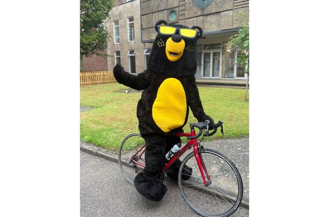 Young artists and cycling fans aged 11 and under in Warwickshire are being asked to help designing the official start flag and winner’s trophy for the Warwickshire stage of the Lloyds Tour of Britain Men’s race. Photo supplied by Warwickshire County Council